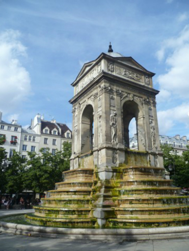Chatelet Fountain cropped
