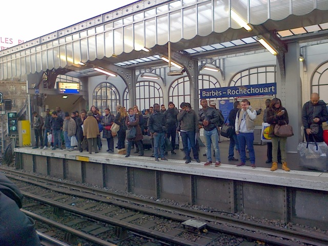 Metro platform Barbès-Rochechouart